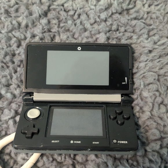 Nintendo Keychains - Picture 6 of 6